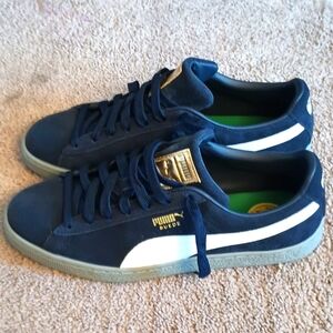 Puma Suede low top sneakers